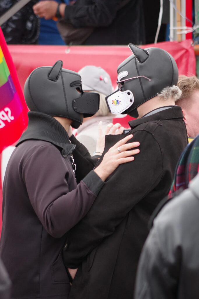 A couple embracing at CSD Bremerhaven.